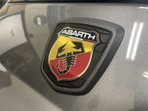 一休オリジナルエンブレムステッカー