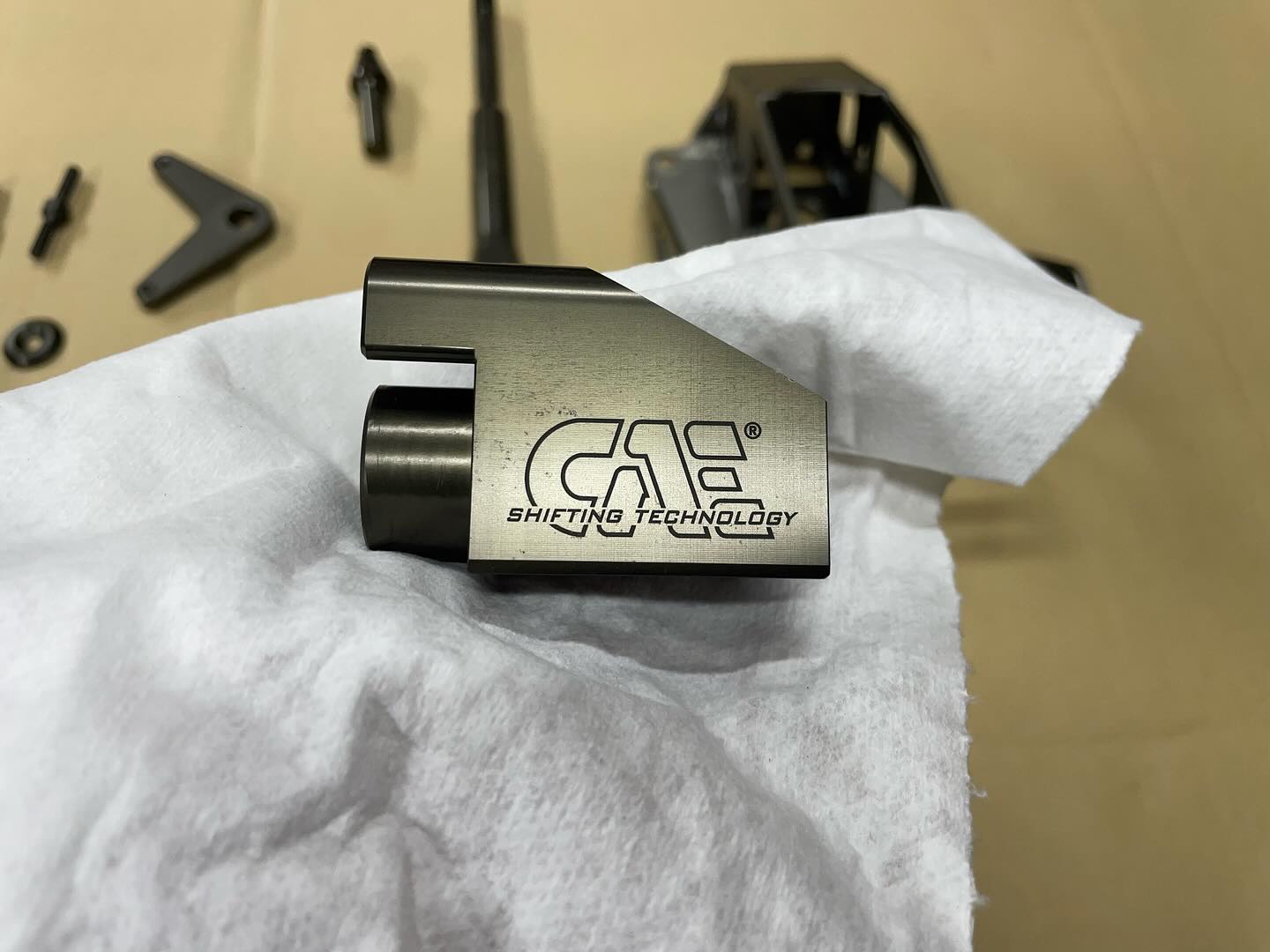 CAEウルトラシフター アルマイト加工