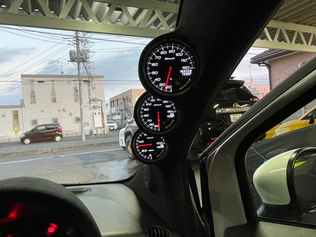 ピラー メータ埋め込み加工