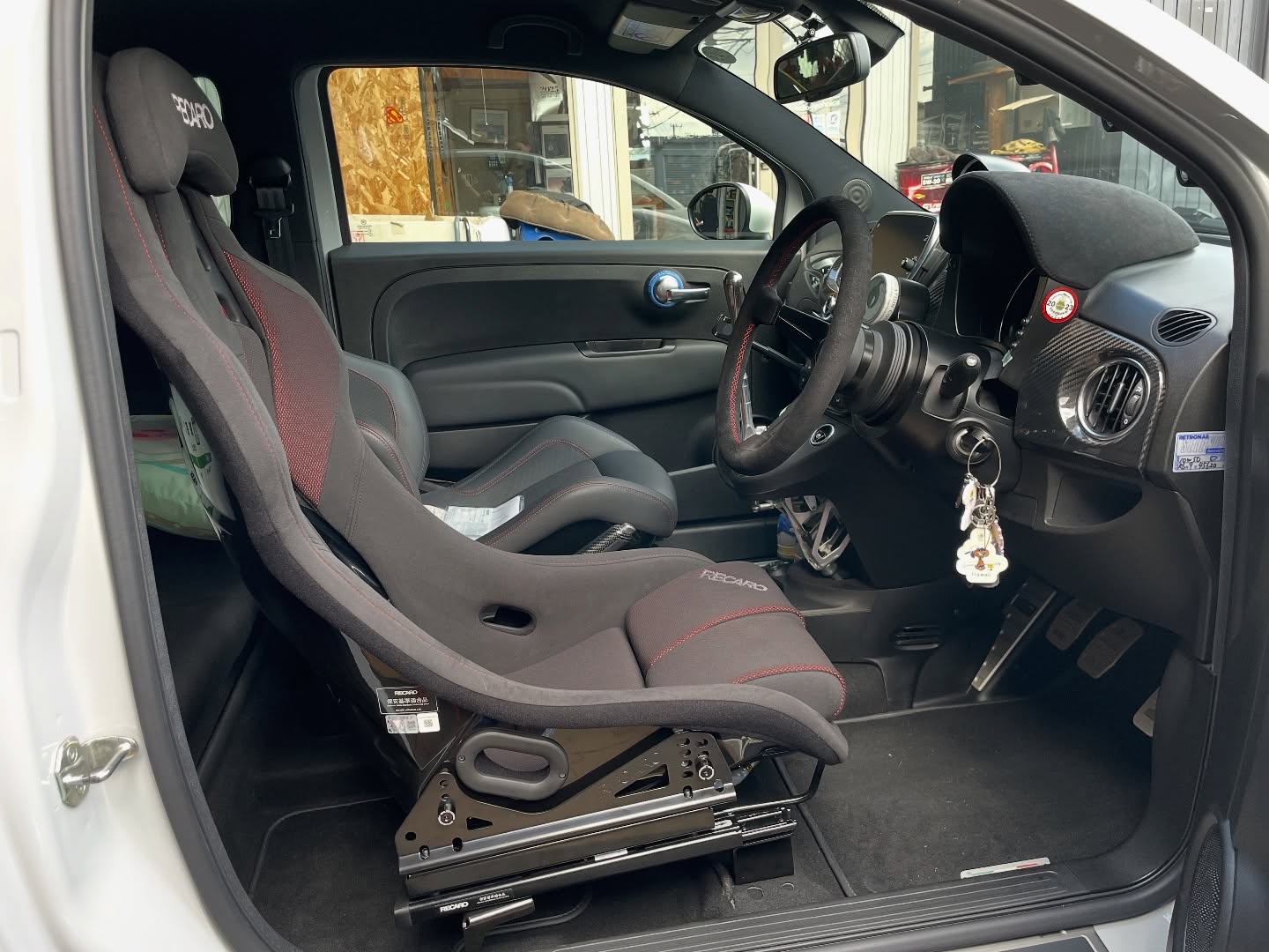 RECARO シート装着事例
