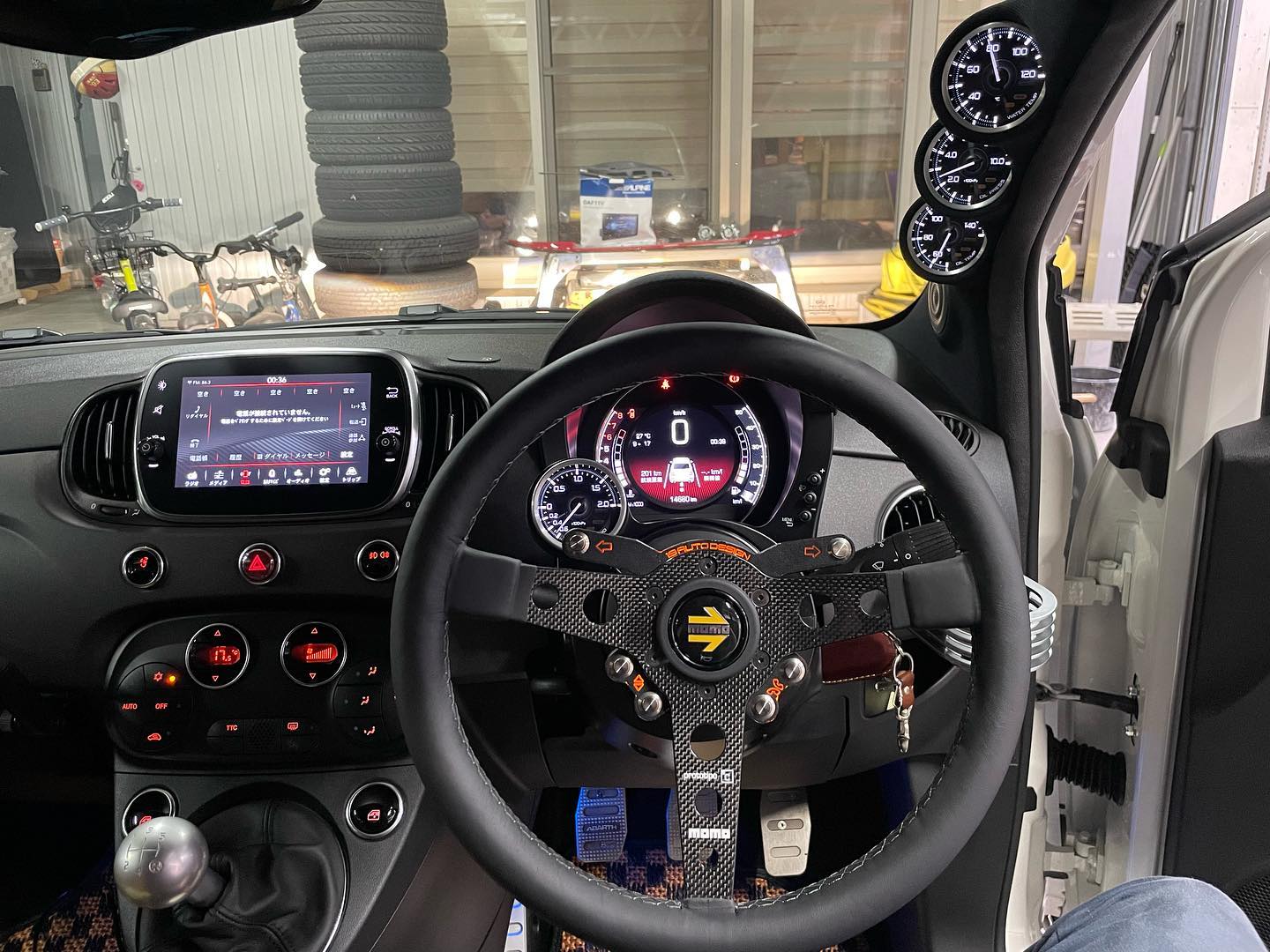 オリジナルステアリングスイッチ施工