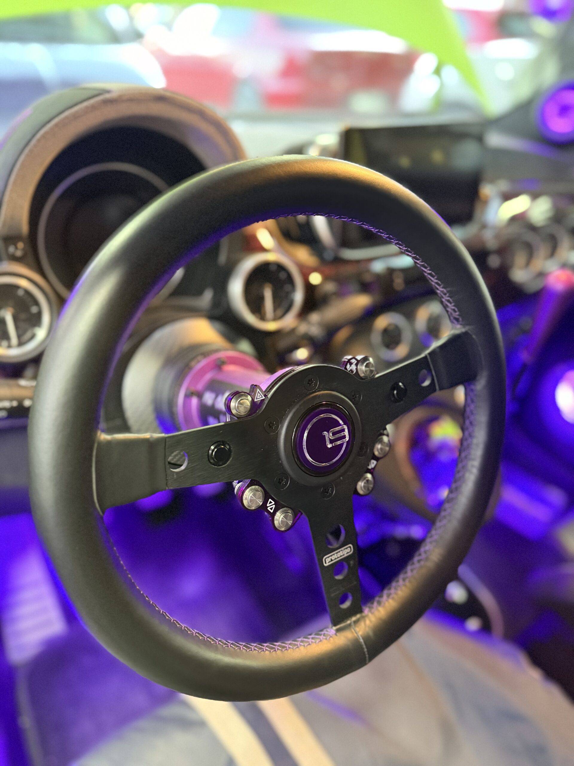 オリジナルステアリングスイッチ施工